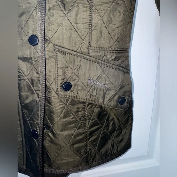 Barbour Calvary Polarquilt Utility Jacket - Dark Olive - Picture 2 of 8